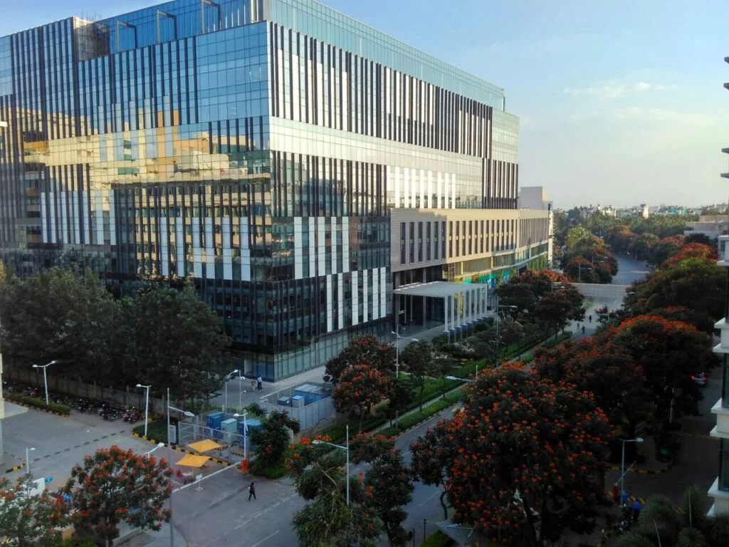 Outer Ring Road — Commercial Office Space